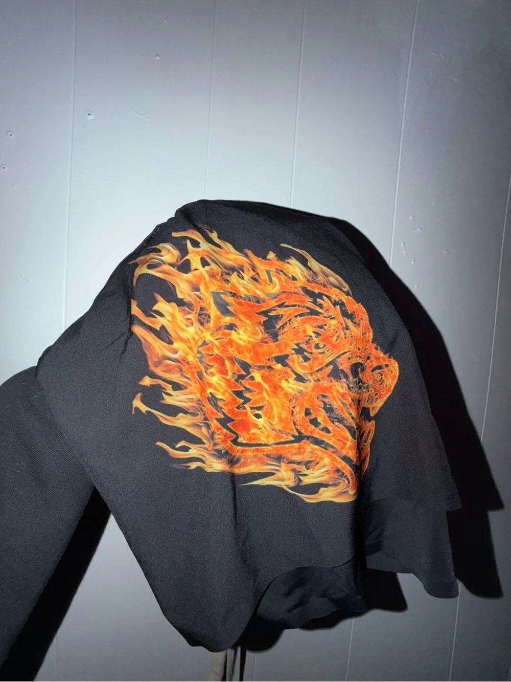 Men Darc Sport Flame Wolves shorts Size M